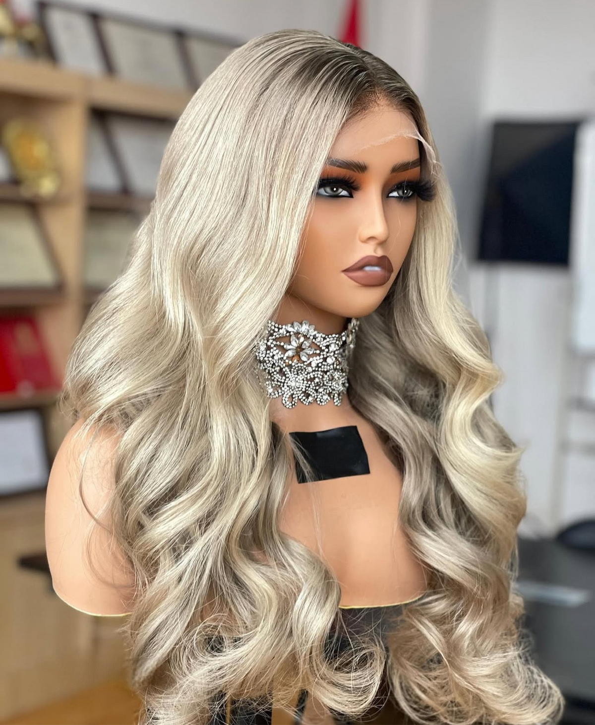 Frostline Crown – Ash Root Melted 613 Blend Balayage Wig 13x4