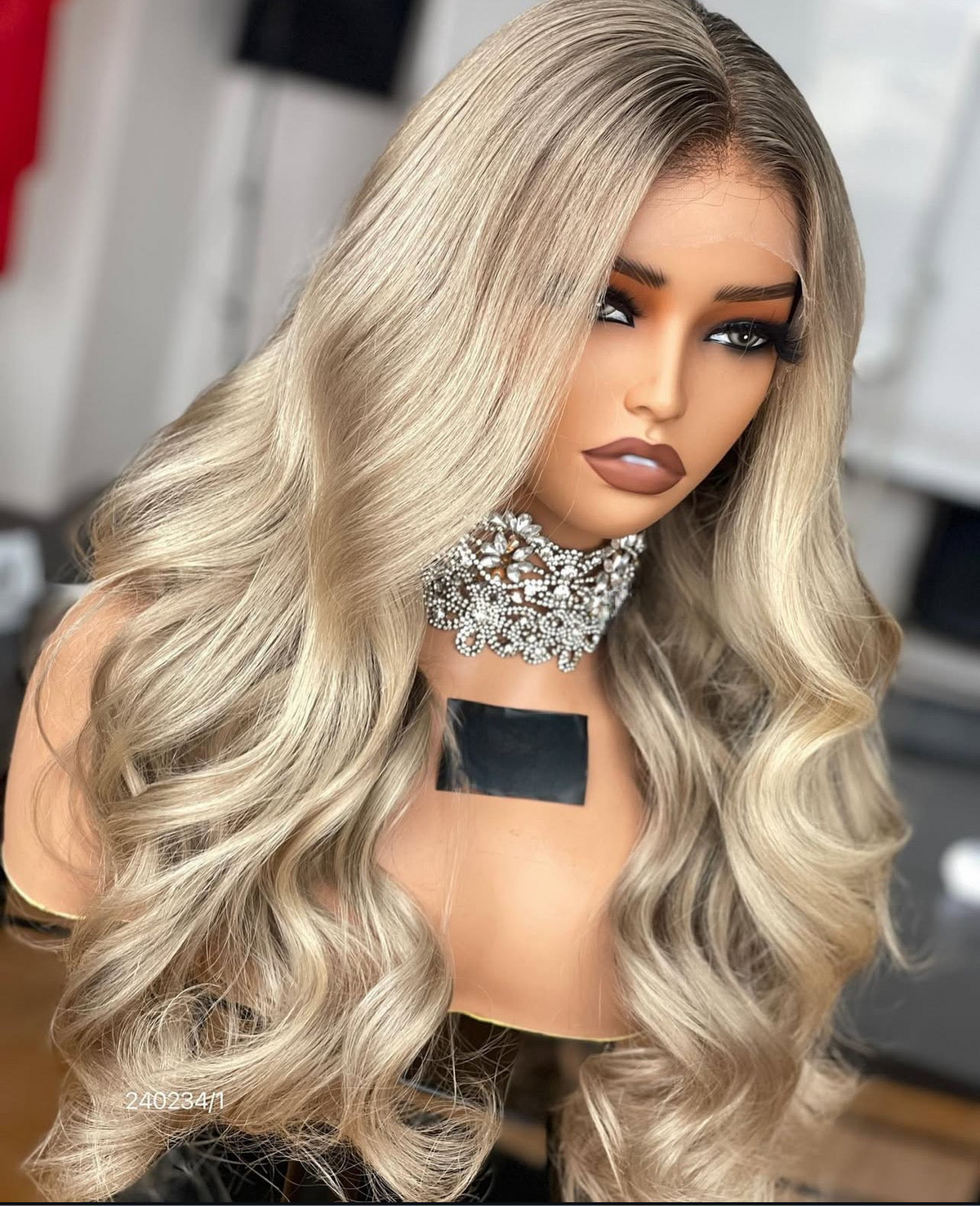 Frostline Crown – Ash Root Melted 613 Blend Balayage Wig 13x4