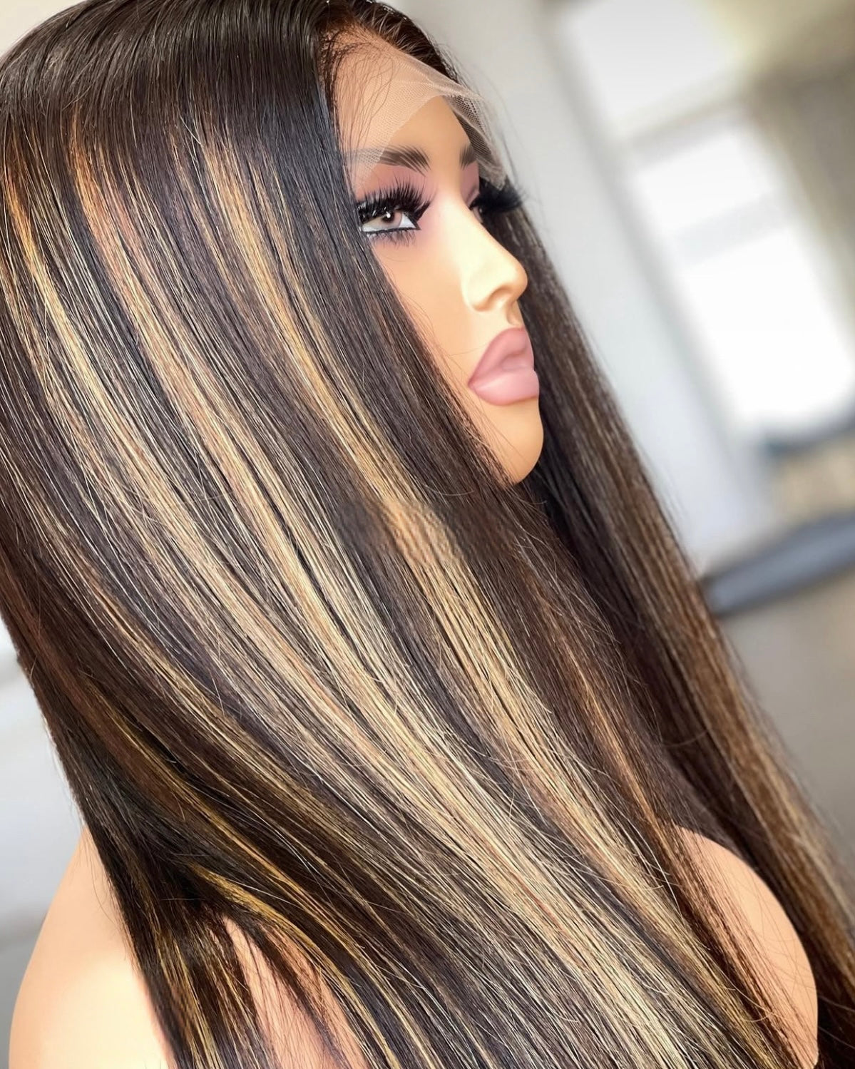 Caramel Crown – 13x4 HD Lace Honey Highlight Wig