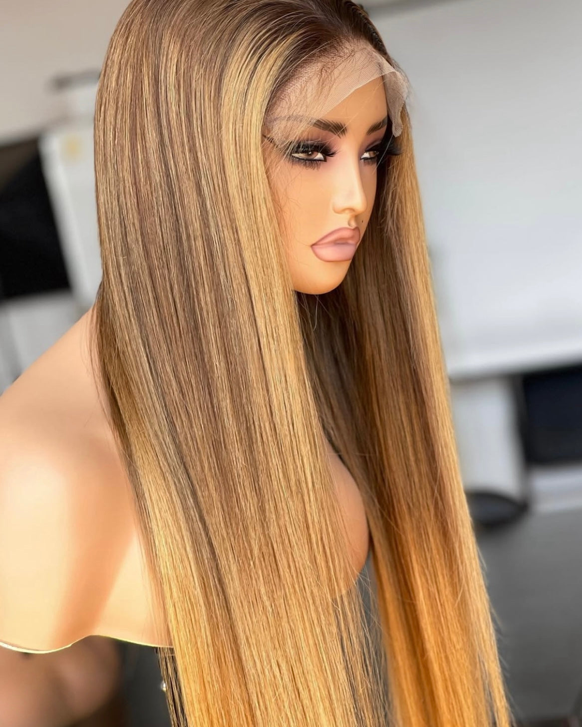 Golden Muse – Honey Blonde Balayage HD Lace Wig 13x4