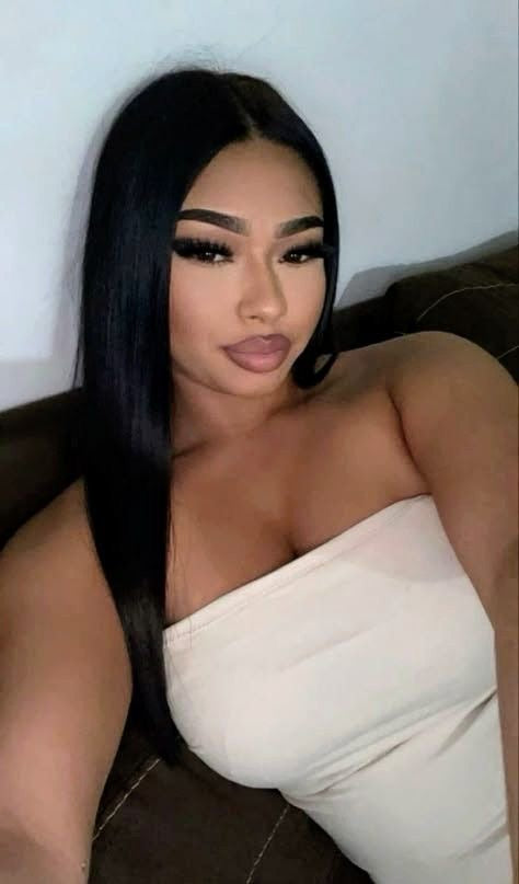 Vanessa Vacay Unit 360 lace, glueless, natural black wig — luxury wig